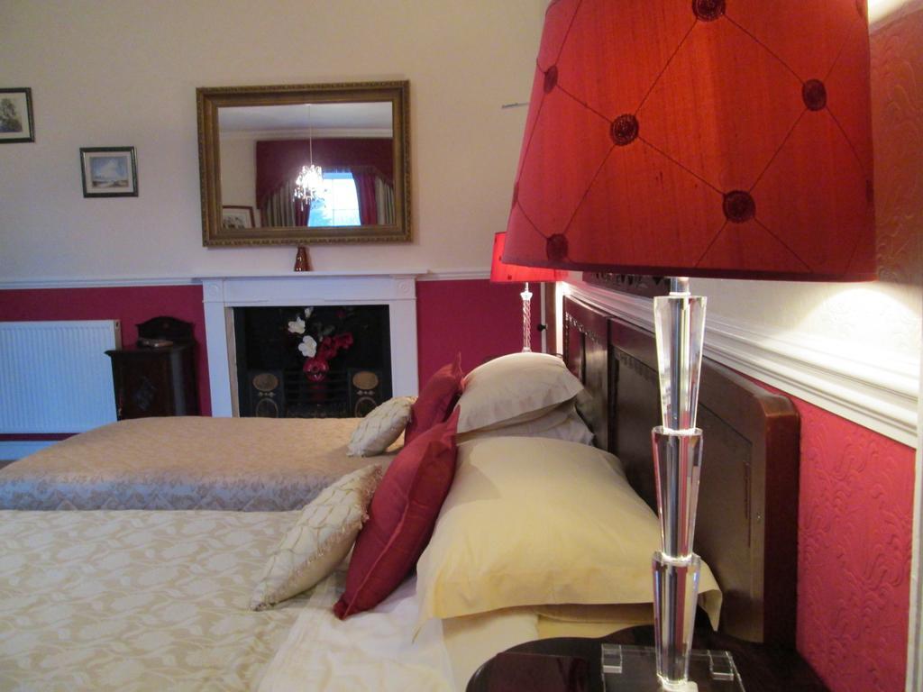 Priskilly Forest Country House Fishguard Oda fotoğraf